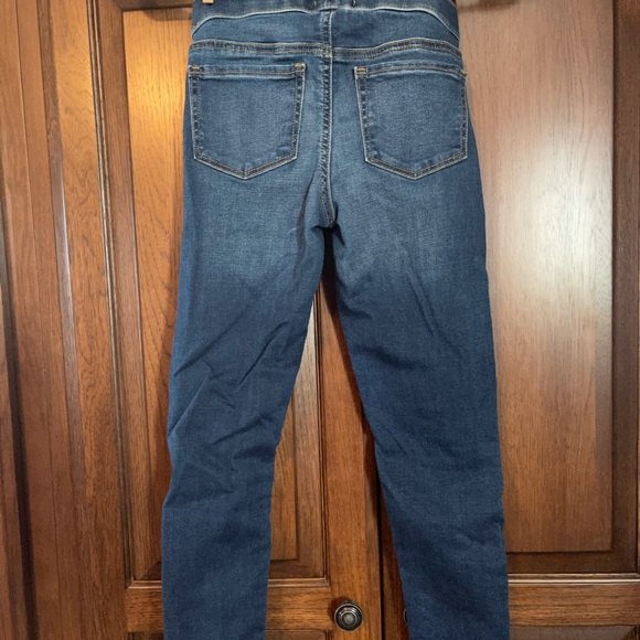 SO size 10 girls pull-on jeans. - Picture 3 of 3